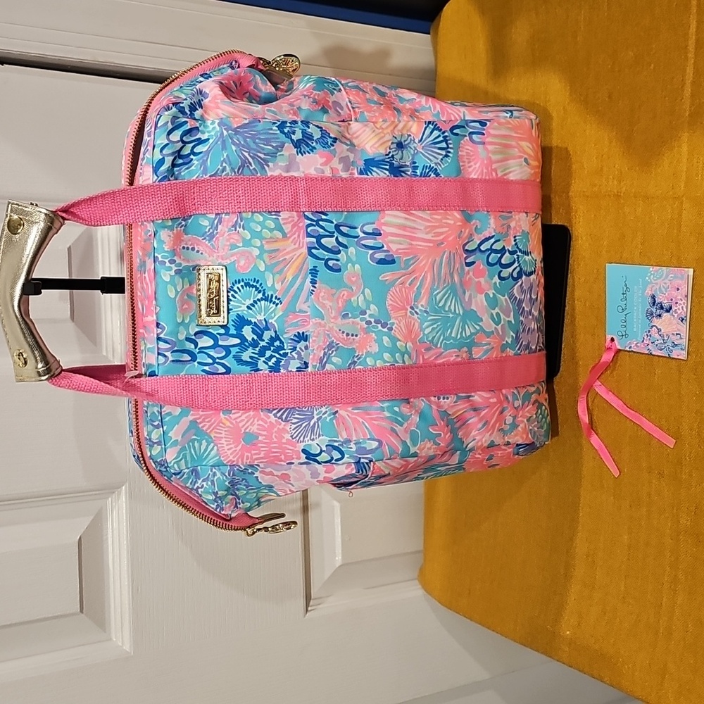 Lilly Pulitzer Multi Splendor in the Sand Cooler - See Callouts